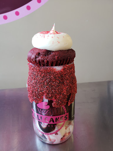 Cupcake Shop «Smallcakes: A Cupcakery of Naperville», reviews and photos, 115 E Ogden Ave #119, Naperville, IL 60563, USA