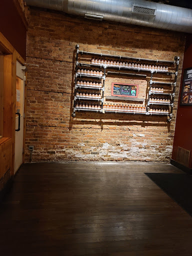 Barbecue Restaurant «Q-BBQ», reviews and photos, 124 N Marion St, Oak Park, IL 60301, USA