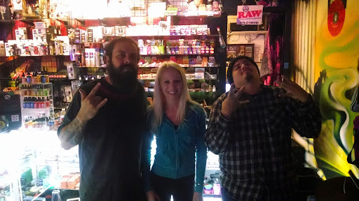 Tobacco Shop «Empire Smoke Shop», reviews and photos, 2139 Doolittle Dr, San Leandro, CA 94577, USA