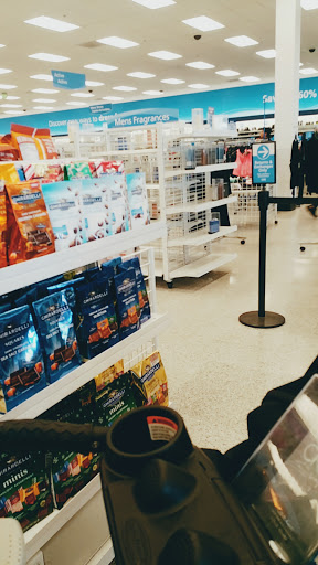 Clothing Store «Ross Dress for Less», reviews and photos, 2020 N 75th Ave, Phoenix, AZ 85035, USA