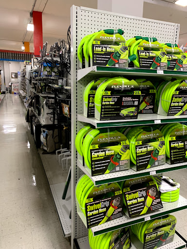 Hardware Store «Blackhawk Hardware», reviews and photos, 4225 Parkroad Shopping Center, Charlotte, NC 28209, USA