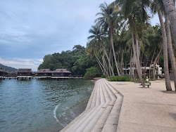 Royal Bay Beach'in fotoğrafı geniş ile birlikte