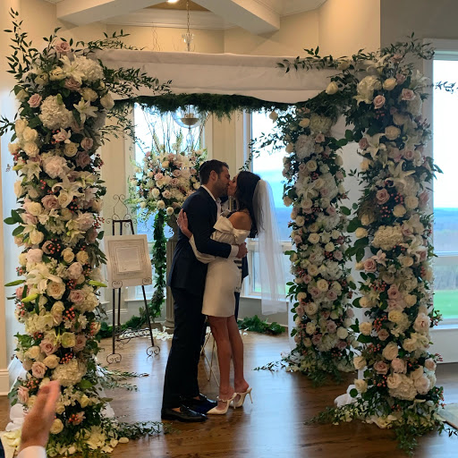 Florist «F R Brice Florist», reviews and photos, 901 Teall Ave, Syracuse, NY 13206, USA