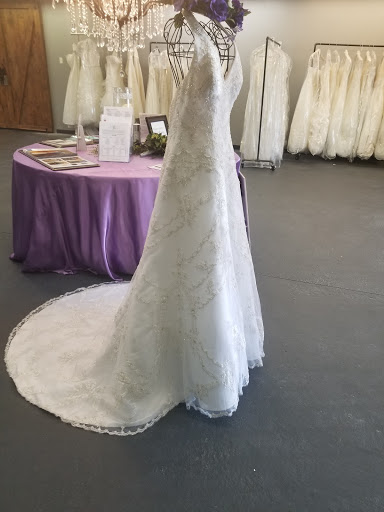 Bridal Shop «Divas Closet Bridal Boutique», reviews and photos, 1034 Merriam Ln, Kansas City, KS 66103, USA