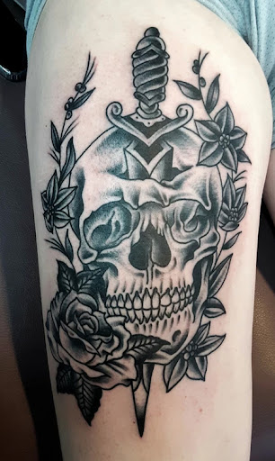 Tattoo Shop «Define Tattoos», reviews and photos, 165 E Aurora Rd, Northfield, OH 44067, USA