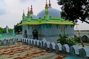 Hazrat Imam Badshah Dargah image