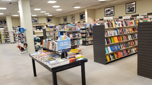 Book Store «Books-A-Million», reviews and photos, 5555 Youngstown Warren Rd, Niles, OH 44446, USA