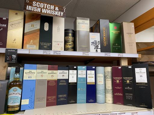 Liquor Store «Fairfield Wine & Liquor», reviews and photos, 296 Fairfield Ave, Waterbury, CT 06708, USA