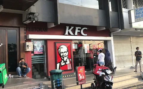 KFC Taman Connaught image