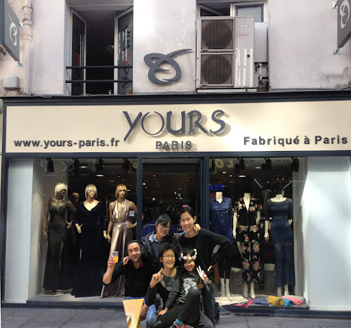 Magasin de vêtements Yours Paris
