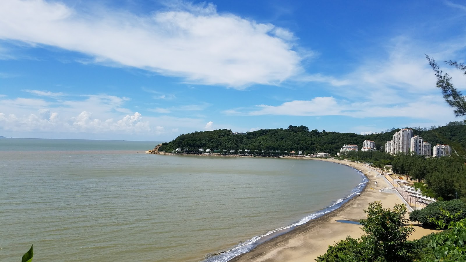 Foto von Hac Sa Beach und die siedlung