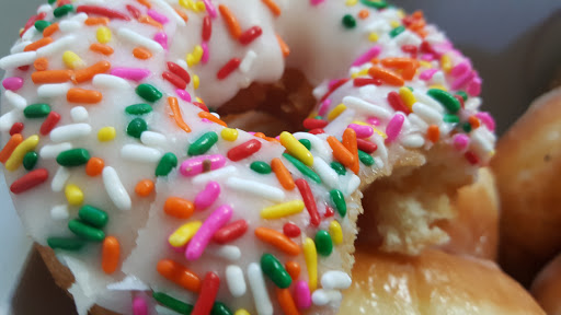 Donut Shop «Ala Mode Donut Shop», reviews and photos, 2801 Pinole Valley Rd # A, Pinole, CA 94564, USA