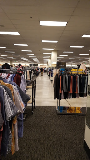 Department Store «Nordstrom Rack in Tampa», reviews and photos, 1702 N Dale Mabry Hwy, Tampa, FL 33607, USA