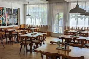 Bräustüberl Bernried - Restaurant - Biergarten - Café - Eisdiele image