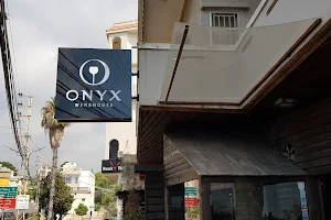 Onyx Winehouse image