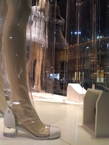 Clothing Store «Chanel Fine Jewelry Boutique», reviews and photos, 400 N Rodeo Dr, Beverly Hills, CA 90210, USA