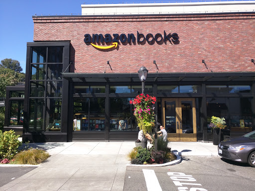 Computer Store «Apple University Village», reviews and photos, 2656 NE University Village St, Seattle, WA 98105, USA