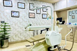 Dentaris Family Dental Clinic image