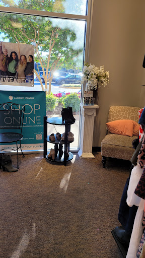 Used Clothing Store «Clothes Mentor Fredericksburg», reviews and photos, 1757 Carl D. Silver Parkway, Fredericksburg, VA 22401, USA