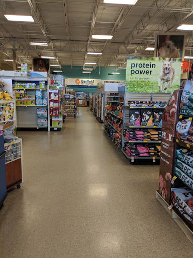 Pet Supply Store «PetSmart», reviews and photos, 2435 Prairie Center Pkwy, Brighton, CO 80601, USA