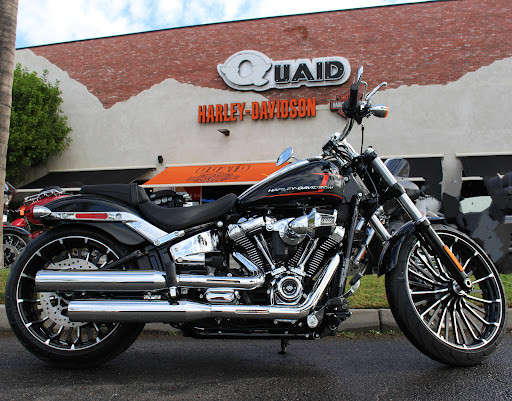 Quaid Harley Davidson image