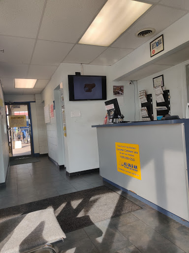 Auto Repair Shop «Ice Cold Air Discount Auto Repair», reviews and photos, 7901 W Hillsborough Ave, Tampa, FL 33615, USA