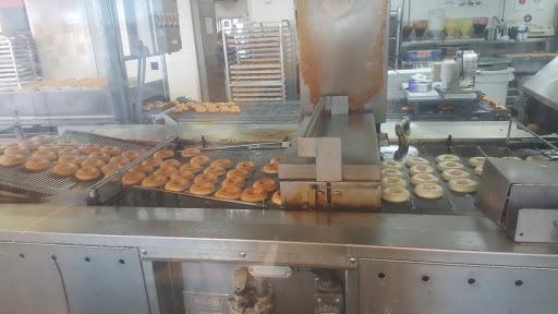 Bakery «Krispy Kreme Doughnuts», reviews and photos, 3703 Atlanta Hwy, Bogart, GA 30622, USA