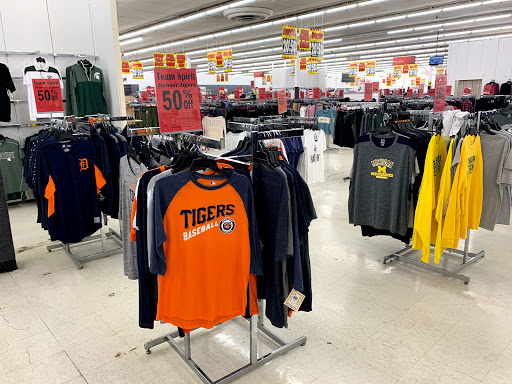 Discount Store «Kmart», reviews and photos, 2000 E 10 Mile Rd, Warren, MI 48091, USA