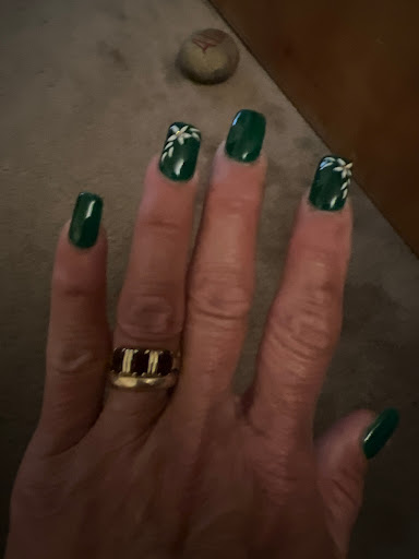 Gilroy Nails image
