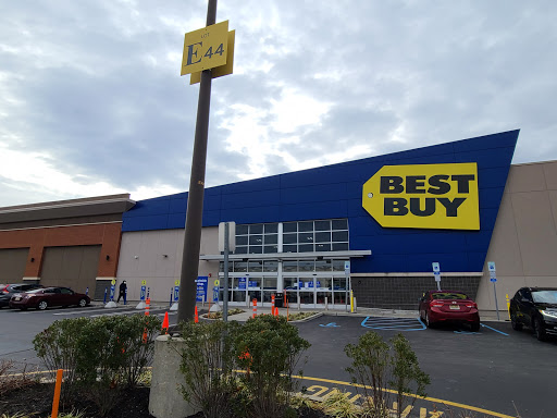 Electronics Store «Best Buy», reviews and photos, 1 Garden State Plaza Blvd, Paramus, NJ 07652, USA