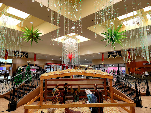 Shopping Mall «Desert Sky Mall», reviews and photos, 7611 W Thomas Rd, Phoenix, AZ 85033, USA