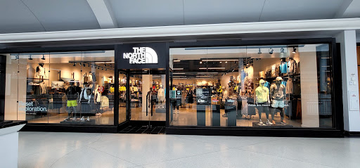 Clothing Store «The North Face», reviews and photos, 825 Dulaney Valley Rd Ste #2045, Towson, MD 21204, USA