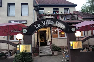 La Villa Due image