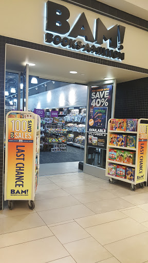 Book Store «Books-A-Million», reviews and photos, 5300 San Dario Ave #108, Laredo, TX 78041, USA