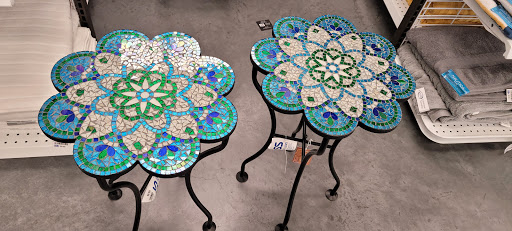 Clothing Store «Ross Dress for Less», reviews and photos, 640 Concar Dr, San Mateo, CA 94402, USA