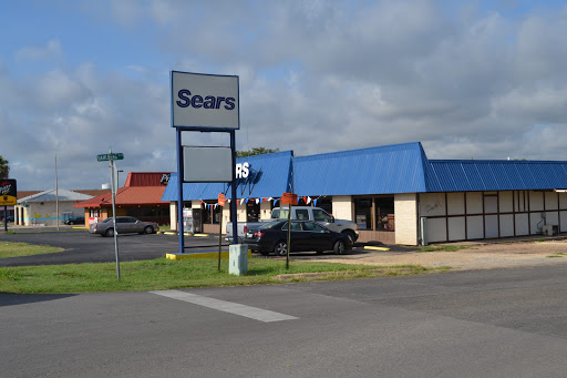 Appliance Store «Sears Hometown Store», reviews and photos, 2121 N Main St, Taylor, TX 76574, USA