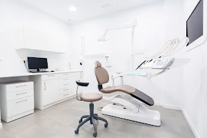Cleardent Garrucha Dental Clinic - Dental implants image