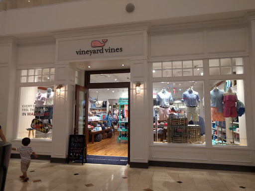 Clothing Store «Vineyard Vines», reviews and photos, 7101 Democracy Blvd, Bethesda, MD 20817, USA