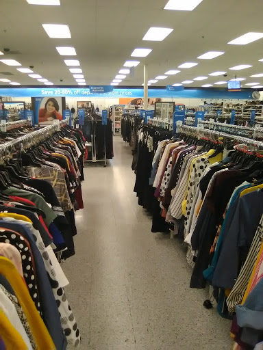 Clothing Store «Ross Dress for Less», reviews and photos, 2519 Tuscany St, Corona, CA 92881, USA