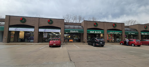 Donut Shop «Peace, Love And Little Donuts Of Green», reviews and photos, 3700 Massillon Rd, Uniontown, OH 44685, USA