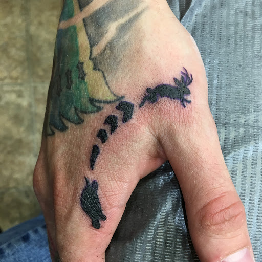 Tattoo Shop «Wonderland Tattoo Studio», reviews and photos, 23531 Little Mack Ave, St Clair Shores, MI 48080, USA