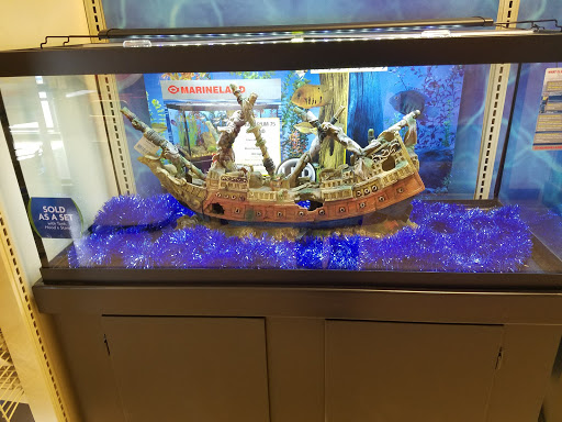 Pet Supply Store «PetSmart», reviews and photos, 1112 Town Square Rd, Pottstown, PA 19465, USA