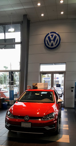 Volkswagen Dealer «Pignataro Volkswagen», reviews and photos, 10633 Evergreen Way, Everett, WA 98204, USA
