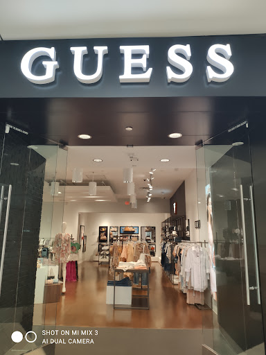 Shopping Mall «Westfield Fashion Square», reviews and photos, 14006 Riverside Dr, Sherman Oaks, CA 91423, USA