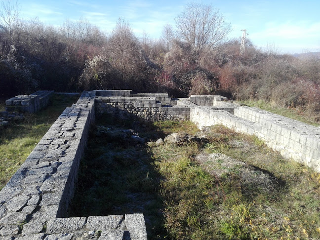 Opinii despre Епископска църква în Велики Преслав - църква