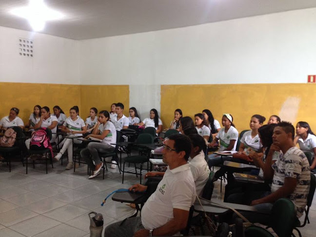 Avaliações sobre Instituto de Educação Integrada Albert Einstein em Belém - Escola