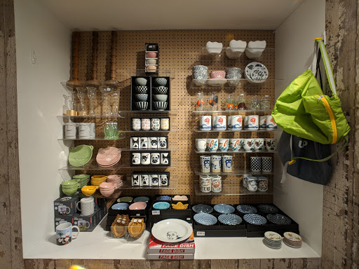 Home Goods Store «Kikkerland Shop NYC», reviews and photos, 493 6th Ave, New York, NY 10011, USA