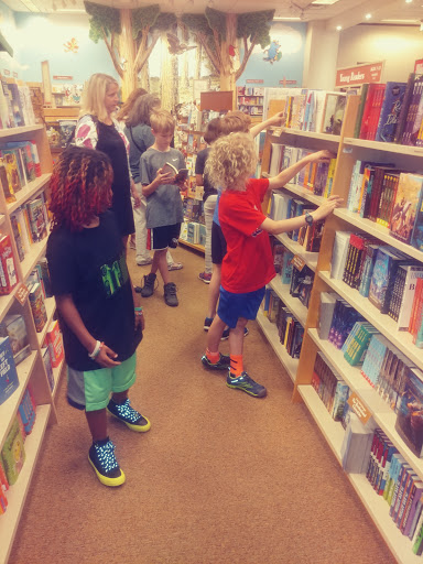 Book Store «Barnes & Noble», reviews and photos, 3102 Northline Ave, Greensboro, NC 27408, USA