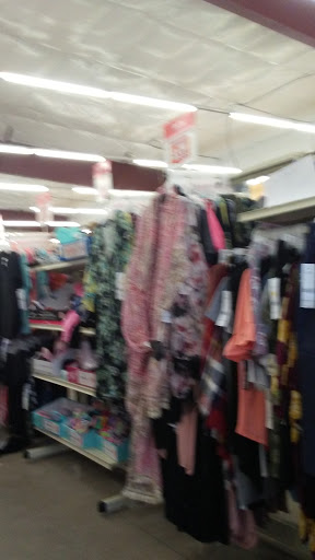 Dollar Store «FAMILY DOLLAR», reviews and photos, 125 Center St, Tamaqua, PA 18252, USA