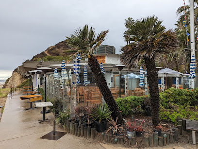 BOATHOUSE AT HENDRY,S BEACH